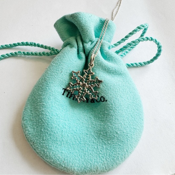 Tiffany & Co. Sterling Silver Snowflake RARE Retired Style - Picture 2 of 6